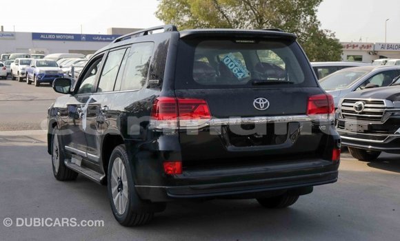 Buy Import Toyota Land Cruiser Black Car in Import - Dubai in Region of Bouenza Buy Import Toyota Land Cruiser Black Car in Import - Dubai in Region of Bouenza