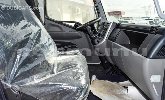 Buy Import Mitsubishi Carisma White Car in Import - Dubai in Region of Bouenza Buy Import Mitsubishi Carisma White Car in Import - Dubai in Region of Bouenza