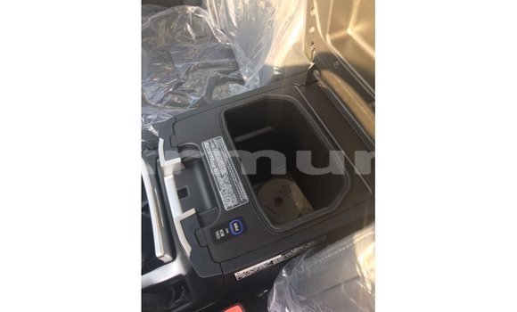 Acheter Import Voiture Toyota Land Cruiser Noir à Import - Dubai, Région de la Bouenza Acheter Import Voiture Toyota Land Cruiser Noir à Import - Dubai, Région de la Bouenza