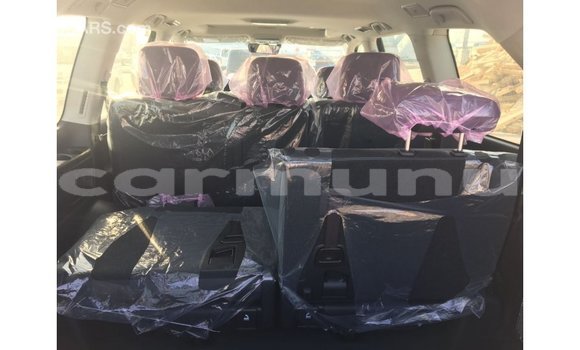 Acheter Import Voiture Toyota Land Cruiser Noir à Import - Dubai, Région de la Bouenza Acheter Import Voiture Toyota Land Cruiser Noir à Import - Dubai, Région de la Bouenza