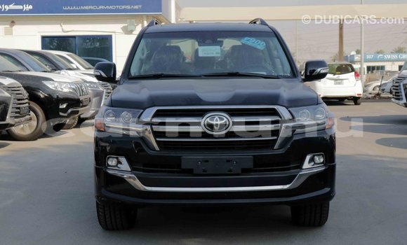 Acheter Import Voiture Toyota Land Cruiser Noir à Import - Dubai, Région de la Bouenza Acheter Import Voiture Toyota Land Cruiser Noir à Import - Dubai, Région de la Bouenza