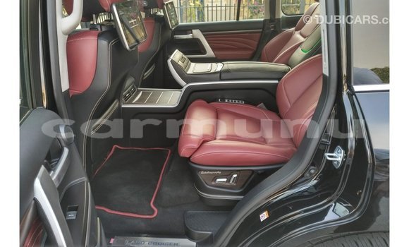 Buy Import Toyota Land Cruiser Black Car in Import - Dubai in Region of Bouenza Buy Import Toyota Land Cruiser Black Car in Import - Dubai in Region of Bouenza