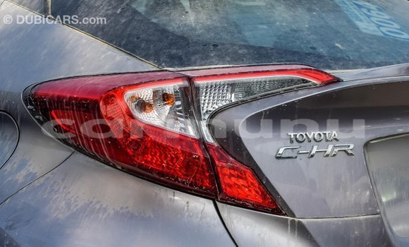 Acheter Import Voiture Toyota C-HR Autre à Import - Dubai, Région de la Bouenza Acheter Import Voiture Toyota C-HR Autre à Import - Dubai, Région de la Bouenza