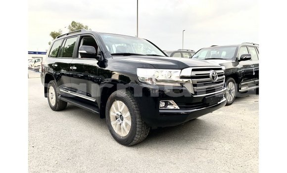 Acheter Import Voiture Toyota Land Cruiser Noir à Import - Dubai, Région de la Bouenza Acheter Import Voiture Toyota Land Cruiser Noir à Import - Dubai, Région de la Bouenza