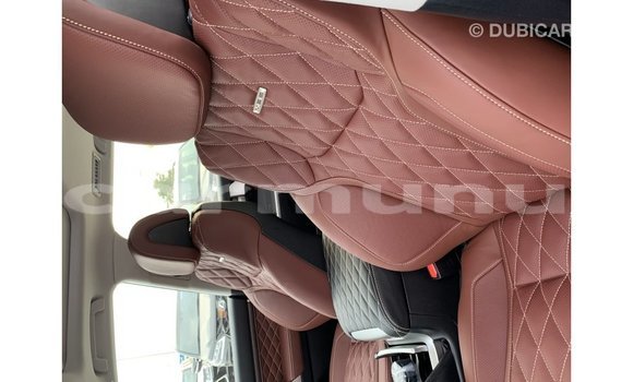 Acheter Import Voiture Toyota Land Cruiser Noir à Import - Dubai, Région de la Bouenza Acheter Import Voiture Toyota Land Cruiser Noir à Import - Dubai, Région de la Bouenza