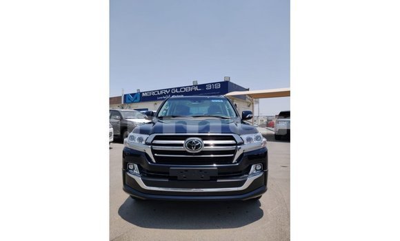 Acheter Import Voiture Toyota Land Cruiser Noir à Import - Dubai, Région de la Bouenza Acheter Import Voiture Toyota Land Cruiser Noir à Import - Dubai, Région de la Bouenza