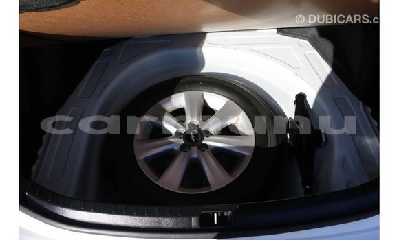 Buy Import Toyota Corolla White Car in Import - Dubai in Region of Bouenza Buy Import Toyota Corolla White Car in Import - Dubai in Region of Bouenza