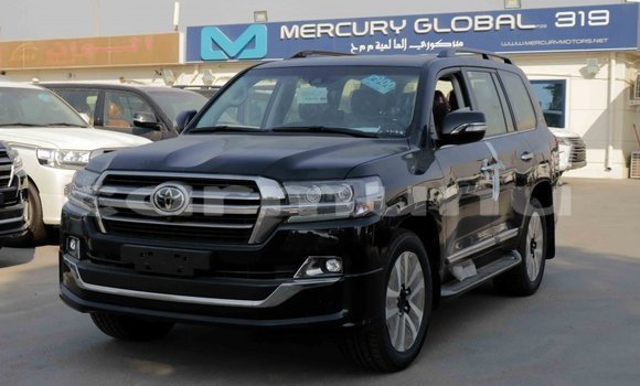 Buy Import Toyota Land Cruiser Black Car in Import - Dubai in Region of Bouenza Buy Import Toyota Land Cruiser Black Car in Import - Dubai in Region of Bouenza