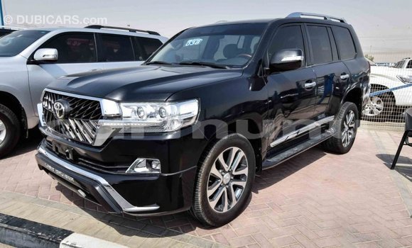 Acheter Import Voiture Toyota Land Cruiser Noir à Import - Dubai, Région de la Bouenza Acheter Import Voiture Toyota Land Cruiser Noir à Import - Dubai, Région de la Bouenza