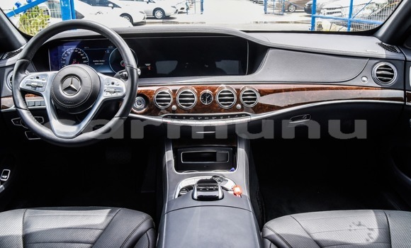 Acheter Occasion Voiture Mercedes-Benz S–Class Blanc à Brazzaville, Commune de Brazzaville Acheter Occasion Voiture Mercedes-Benz S–Class Blanc à Brazzaville, Commune de Brazzaville