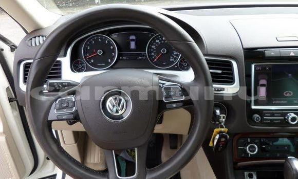 Acheter Occasion Voiture Volkswagen Touareg Blanc à Brazzaville, Commune de Brazzaville Acheter Occasion Voiture Volkswagen Touareg Blanc à Brazzaville, Commune de Brazzaville