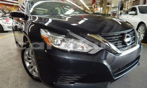 Acheter Occasion Voiture Nissan Altima Noir à Djambala, Plateaux Acheter Occasion Voiture Nissan Altima Noir à Djambala, Plateaux