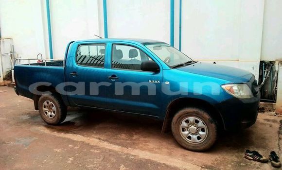 Buy Used Toyota Hilux Blue Car in Brazzaville in Municipality of Brazzaville Buy Used Toyota Hilux Blue Car in Brazzaville in Municipality of Brazzaville