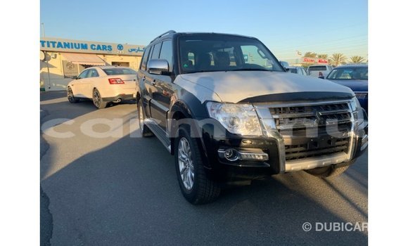 Buy Import Mitsubishi Pajero Black Car in Import - Dubai in Region of Bouenza Buy Import Mitsubishi Pajero Black Car in Import - Dubai in Region of Bouenza