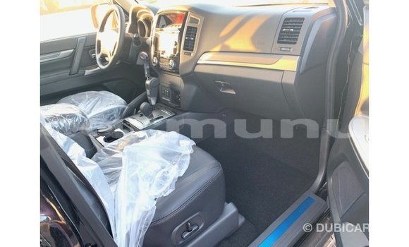 Buy Import Mitsubishi Pajero Black Car in Import - Dubai in Region of Bouenza Buy Import Mitsubishi Pajero Black Car in Import - Dubai in Region of Bouenza