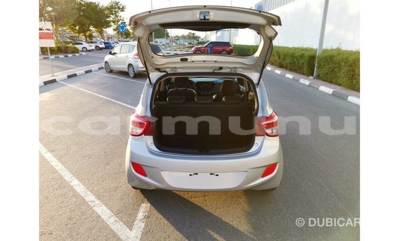 Buy Import Hyundai i10 Other Car in Import - Dubai in Region of Bouenza Buy Import Hyundai i10 Other Car in Import - Dubai in Region of Bouenza