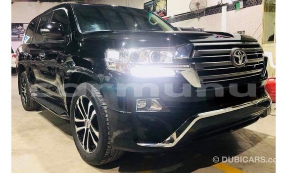 Acheter Import Voiture Toyota Land Cruiser Noir à Import - Dubai, Région de la Bouenza Acheter Import Voiture Toyota Land Cruiser Noir à Import - Dubai, Région de la Bouenza