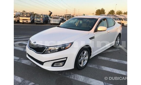 Acheter Import Voiture Kia Optima Blanc à Import - Dubai, Région de la Bouenza Acheter Import Voiture Kia Optima Blanc à Import - Dubai, Région de la Bouenza
