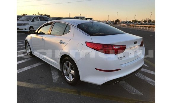 Acheter Import Voiture Kia Optima Blanc à Import - Dubai, Région de la Bouenza Acheter Import Voiture Kia Optima Blanc à Import - Dubai, Région de la Bouenza