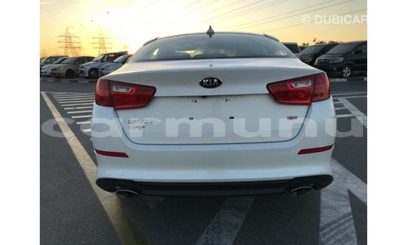 Acheter Import Voiture Kia Optima Blanc à Import - Dubai, Région de la Bouenza Acheter Import Voiture Kia Optima Blanc à Import - Dubai, Région de la Bouenza