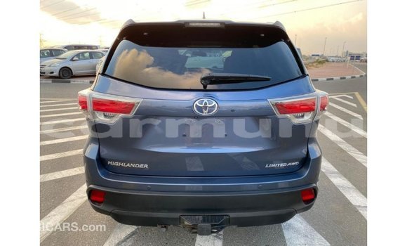 Buy Import Toyota Highlander Blue Car in Import - Dubai in Region of Bouenza Buy Import Toyota Highlander Blue Car in Import - Dubai in Region of Bouenza
