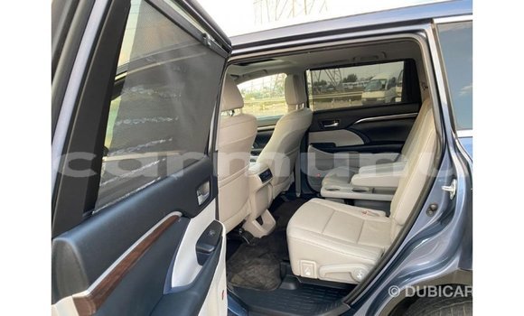 Buy Import Toyota Highlander Blue Car in Import - Dubai in Region of Bouenza Buy Import Toyota Highlander Blue Car in Import - Dubai in Region of Bouenza