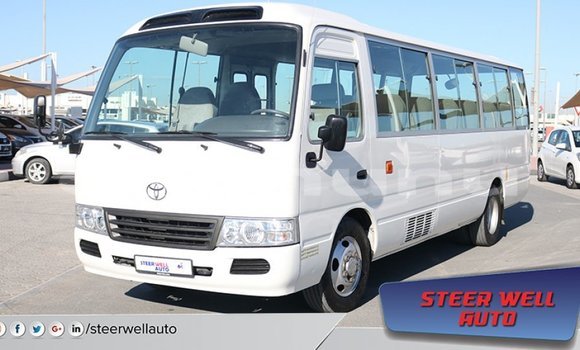 Acheter Import Voiture Toyota Coaster Blanc à Import - Dubai, Région de la Bouenza Acheter Import Voiture Toyota Coaster Blanc à Import - Dubai, Région de la Bouenza