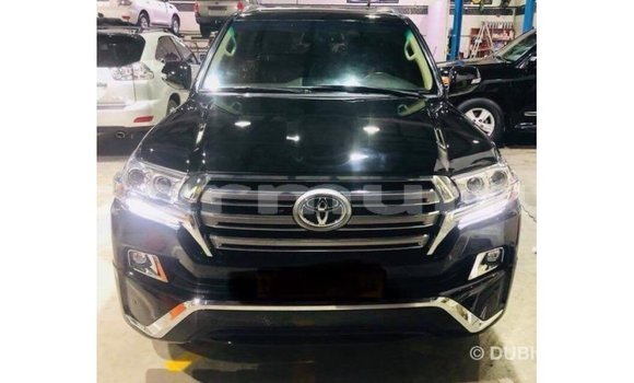 Acheter Import Voiture Toyota Land Cruiser Noir à Import - Dubai, Région de la Bouenza Acheter Import Voiture Toyota Land Cruiser Noir à Import - Dubai, Région de la Bouenza