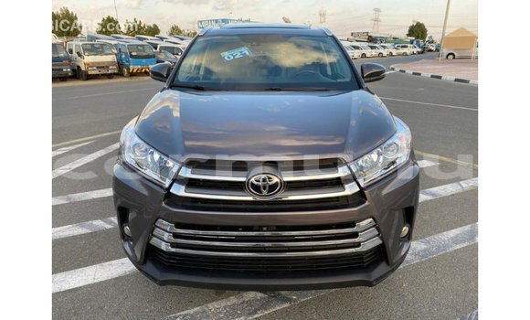 Buy Import Toyota Highlander Other Car in Import - Dubai in Region of Bouenza Buy Import Toyota Highlander Other Car in Import - Dubai in Region of Bouenza