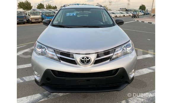 Buy Import Toyota HiAce Other Truck in Import - Dubai in Region of Bouenza Buy Import Toyota HiAce Other Truck in Import - Dubai in Region of Bouenza