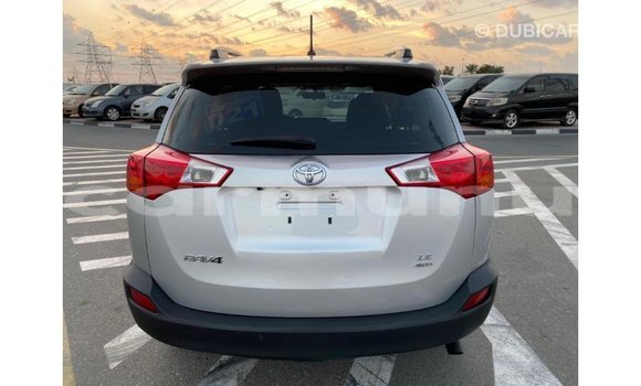 Buy Import Toyota HiAce Other Truck in Import - Dubai in Region of Bouenza Buy Import Toyota HiAce Other Truck in Import - Dubai in Region of Bouenza