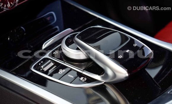 Acheter Import Voiture Mercedes-Benz 190 Noir à Import - Dubai, Région de la Bouenza Acheter Import Voiture Mercedes-Benz 190 Noir à Import - Dubai, Région de la Bouenza