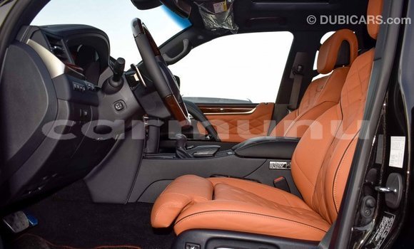 Acheter Import Voiture Lexus LX Noir à Import - Dubai, Région de la Bouenza Acheter Import Voiture Lexus LX Noir à Import - Dubai, Région de la Bouenza