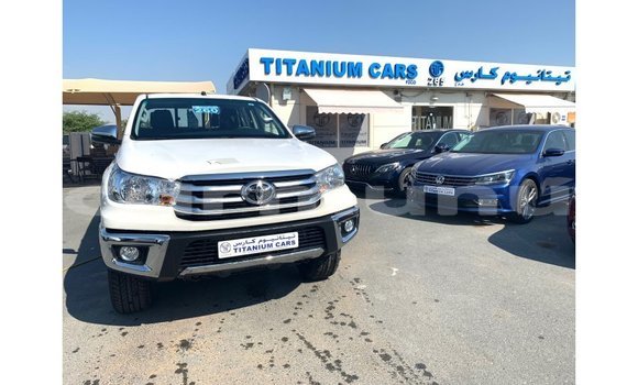Buy Import Toyota Hilux White Car in Import - Dubai in Region of Bouenza Buy Import Toyota Hilux White Car in Import - Dubai in Region of Bouenza