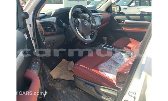 Buy Import Toyota Hilux White Car in Import - Dubai in Region of Bouenza Buy Import Toyota Hilux White Car in Import - Dubai in Region of Bouenza
