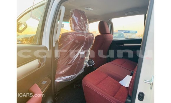 Buy Import Toyota Hilux White Car in Import - Dubai in Region of Bouenza Buy Import Toyota Hilux White Car in Import - Dubai in Region of Bouenza