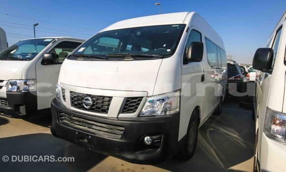 Acheter Import Voiture Nissan 350Z Blanc à Import - Dubai, Région de la Bouenza Acheter Import Voiture Nissan 350Z Blanc à Import - Dubai, Région de la Bouenza