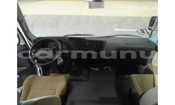 Acheter Import Voiture Abarth 595 Blanc à Import - Dubai, Région de la Bouenza Acheter Import Voiture Abarth 595 Blanc à Import - Dubai, Région de la Bouenza