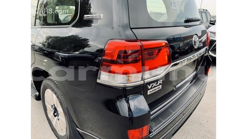 Big with watermark toyota land cruiser r%c3%a9gion de la bouenza import dubai 2182
