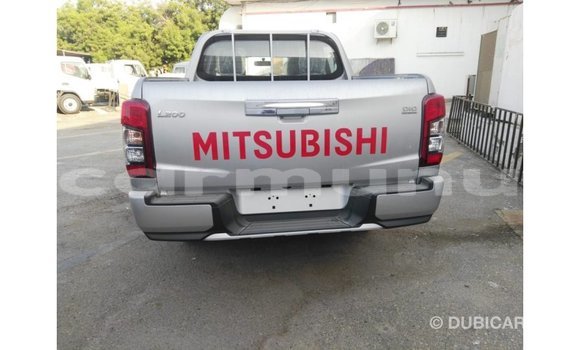 Buy Import Mitsubishi L200 Other Car in Import - Dubai in Region of Bouenza Buy Import Mitsubishi L200 Other Car in Import - Dubai in Region of Bouenza