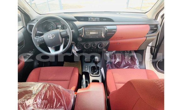 Buy Import Toyota Hilux White Car in Import - Dubai in Region of Bouenza Buy Import Toyota Hilux White Car in Import - Dubai in Region of Bouenza