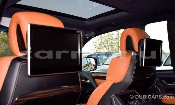 Acheter Import Voiture Lexus LX Noir à Import - Dubai, Région de la Bouenza Acheter Import Voiture Lexus LX Noir à Import - Dubai, Région de la Bouenza