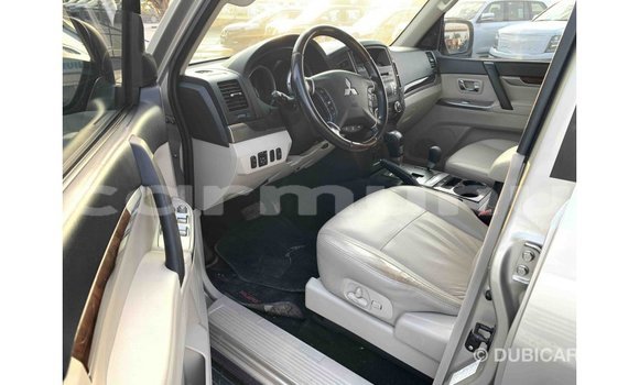 Buy Import Mitsubishi Pajero Other Car in Import - Dubai in Region of Bouenza Buy Import Mitsubishi Pajero Other Car in Import - Dubai in Region of Bouenza