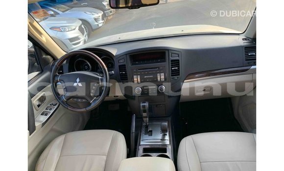 Buy Import Mitsubishi Pajero Other Car in Import - Dubai in Region of Bouenza Buy Import Mitsubishi Pajero Other Car in Import - Dubai in Region of Bouenza