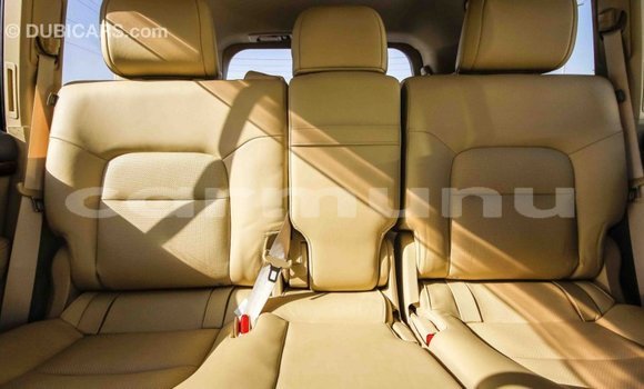 Acheter Import Voiture Toyota Land Cruiser Blanc à Import - Dubai, Région de la Bouenza Acheter Import Voiture Toyota Land Cruiser Blanc à Import - Dubai, Région de la Bouenza