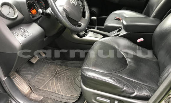 Buy Used Toyota RAV4 Beige Car in Brazzaville in Municipality of Brazzaville Buy Used Toyota RAV4 Beige Car in Brazzaville in Municipality of Brazzaville