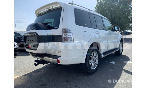 Buy Import Mitsubishi Pajero White Car in Import - Dubai in Region of Bouenza Buy Import Mitsubishi Pajero White Car in Import - Dubai in Region of Bouenza