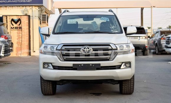 Buy Import Toyota Land Cruiser Other Car in Import - Dubai in Region of Bouenza Buy Import Toyota Land Cruiser Other Car in Import - Dubai in Region of Bouenza