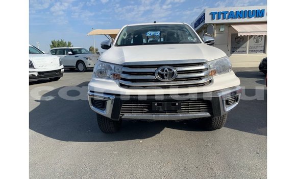Buy Import Toyota Hilux White Car in Import - Dubai in Region of Bouenza Buy Import Toyota Hilux White Car in Import - Dubai in Region of Bouenza