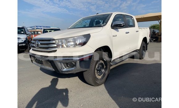 Buy Import Toyota Hilux White Car in Import - Dubai in Region of Bouenza Buy Import Toyota Hilux White Car in Import - Dubai in Region of Bouenza